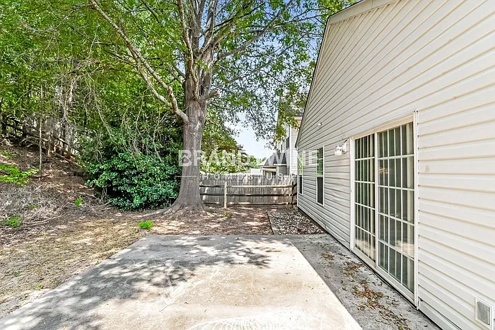 7917 Shiny Meadow Ln — Photo 16
