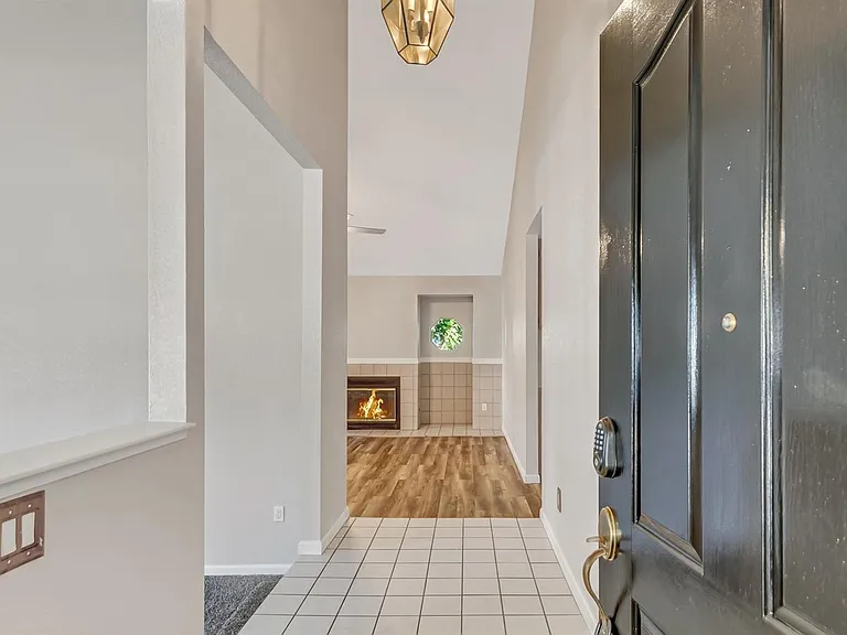 318 Village Cir — Photo 13