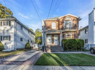 78 Edgewood Rd, Port Washington, NY 11050