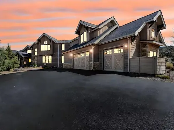 15175 SW Two Saddle Ct, Powell Butte, OR 97753