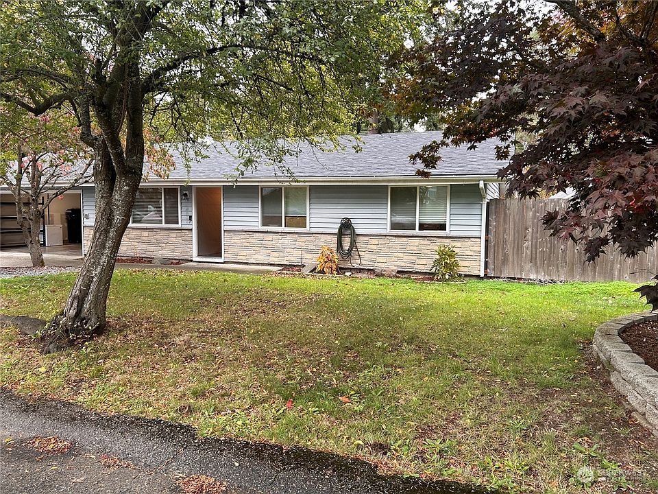 1st image of 2302 Parkwood Boulevard