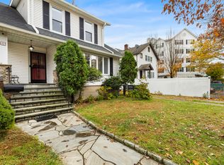 49 Valley Rd, Stamford, CT 06902