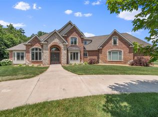 1208 Ellerman Oaks Dr, Foristell, MO