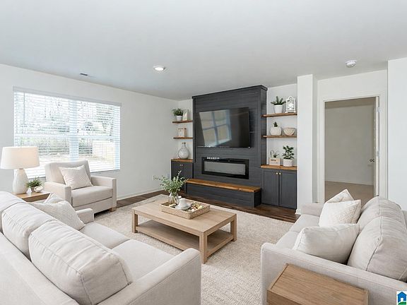 3rd image of 151 Archers Brook Ln