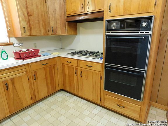 5th image of 630 Alexander Hamilton Dr