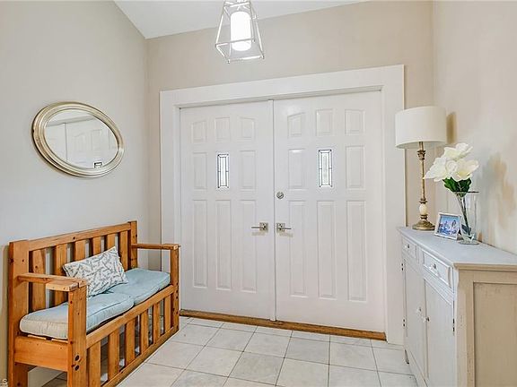 4th image of 28357 Tasca Dr