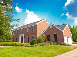 2923 Atoll Dr, Lewis Center, OH 43035