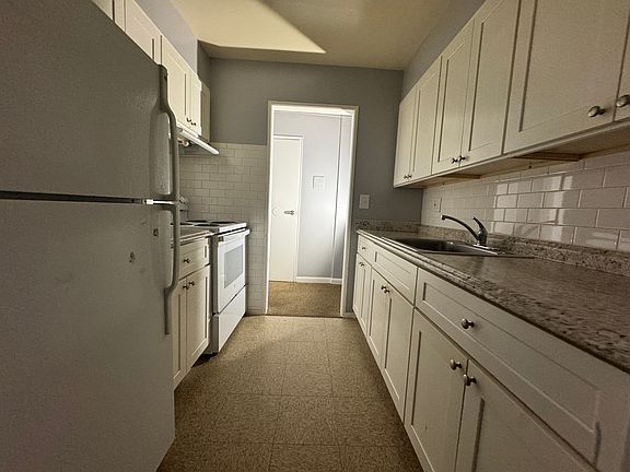 3rd image of 1535-106 Central Ave #106A