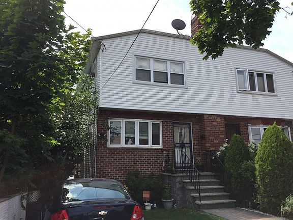 2nd image of 3186 Ampere Ave