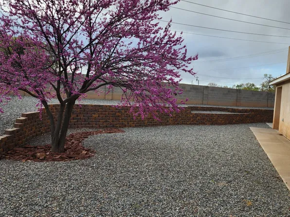 160 Calle Don Demetrio NE, Los Lunas, NM 87031