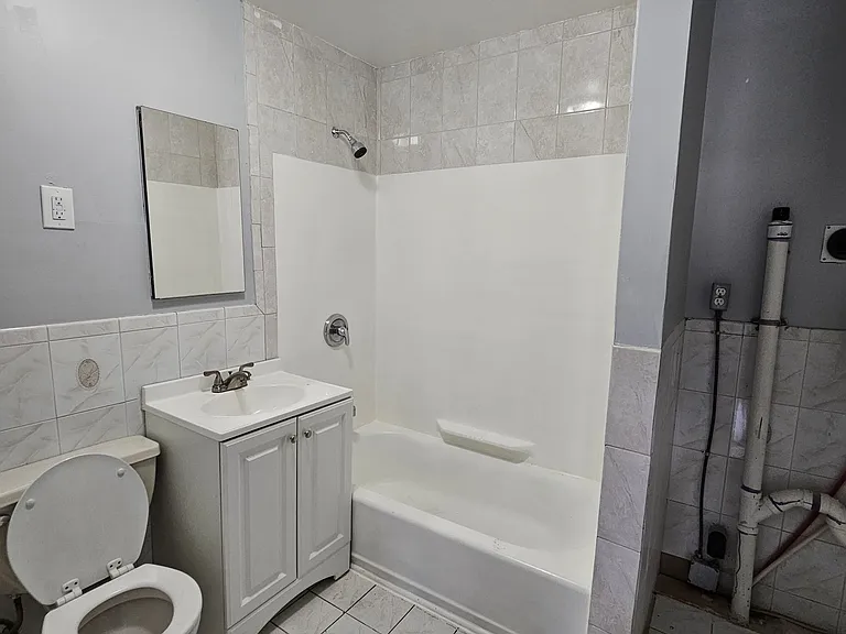 169 Johnson Ave #2-2-A2 — Photo 5