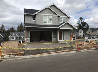 6885 SW Locust St, Tigard, OR 97223