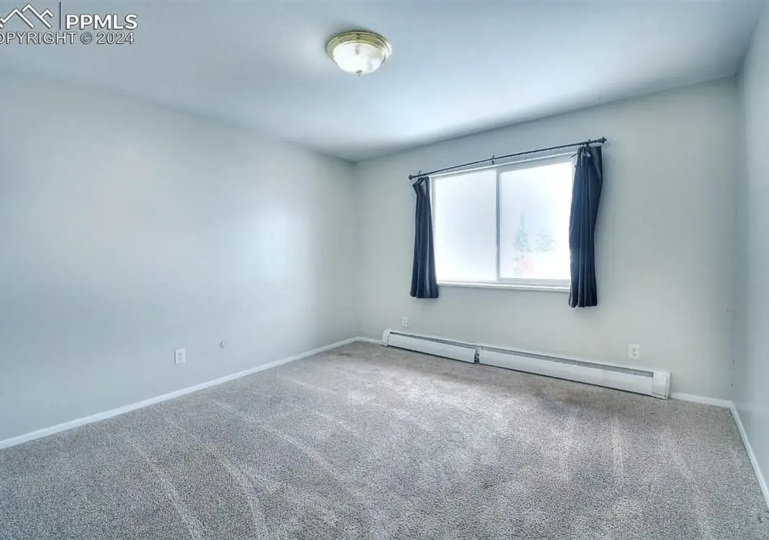 2 bed 1 bath with laundry in unit on the West side of Colorado Springs — Photo 4