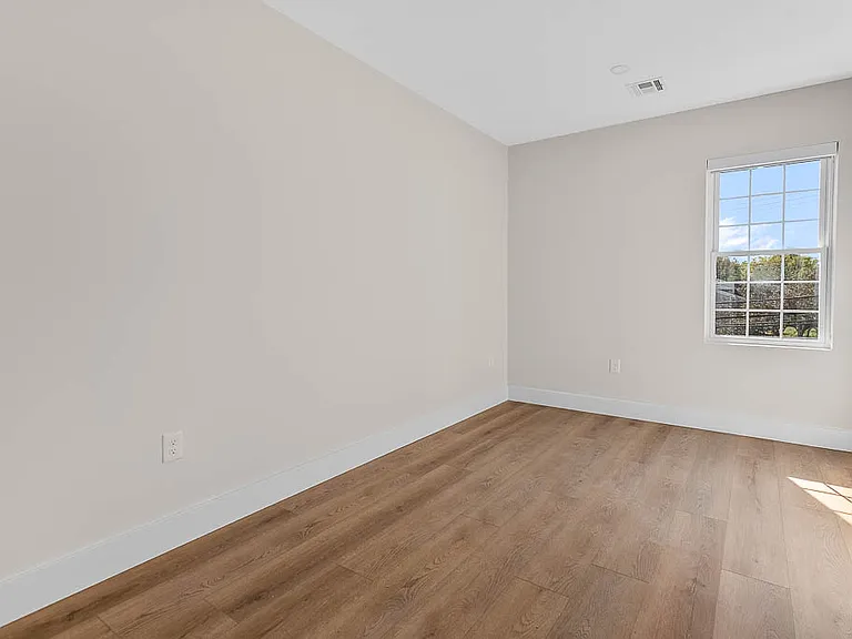 The Block at 22 Everett St — Photo 13