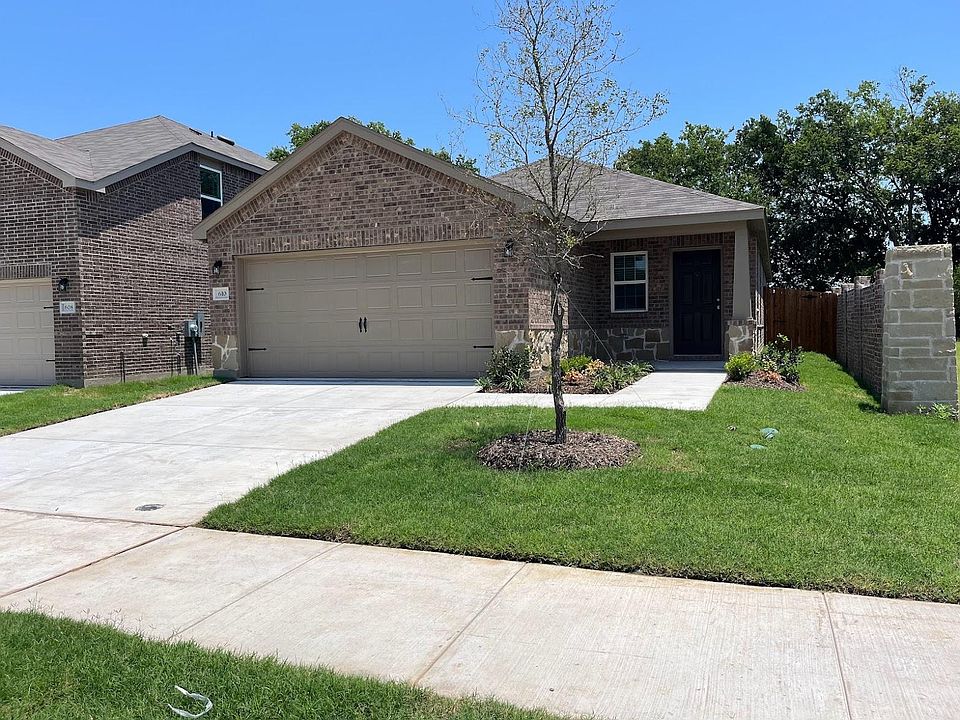 1st image of 610 Grenada Lake Dr