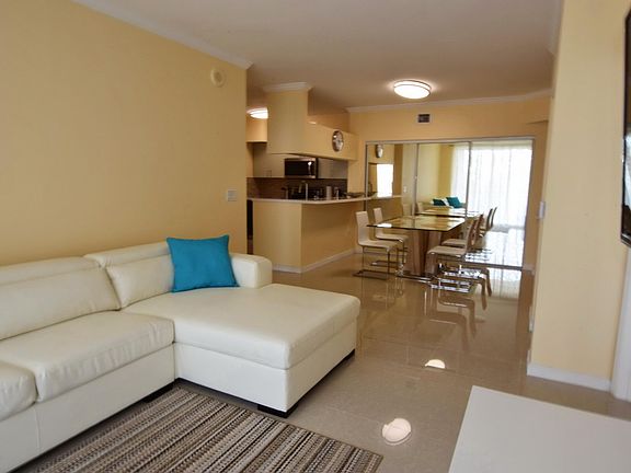 2nd image of 17150 N Bay Rd APT 2910
