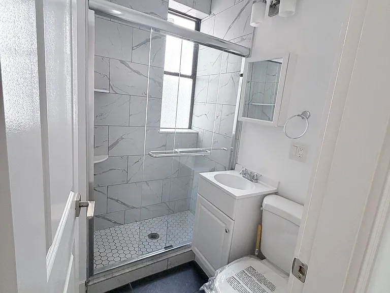 81 Park Dr #A — Photo 12