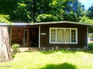 95817 Wildwood Dr, Dowagiac, MI 49047