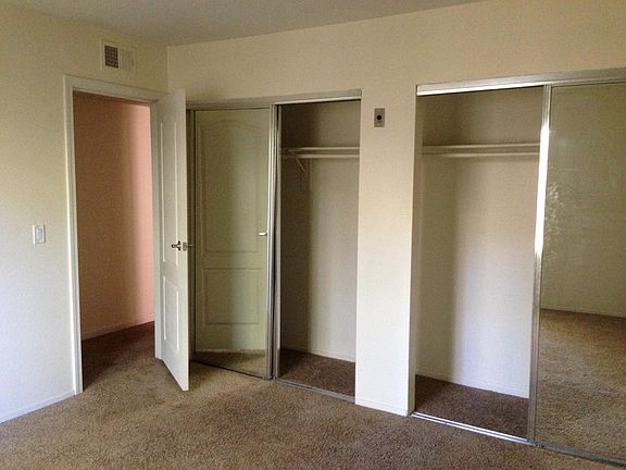 5th image of 12015 Alta Carmel Ct Unit 310