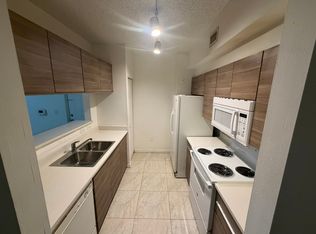 2251 W Preserve Way APT 102, Hollywood, FL 33025