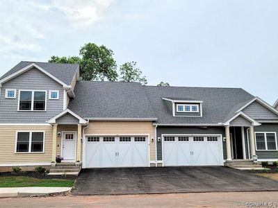 10 Lombard Cir #4, North Haven, CT, 06473