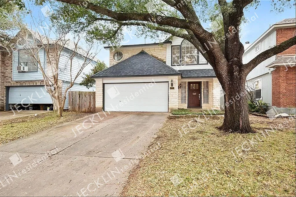 13805 Lothian Dr — Photo 1