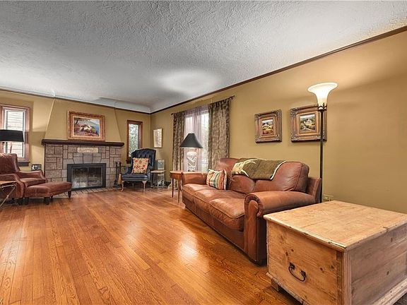 4th image of 1150 Homeland Dr