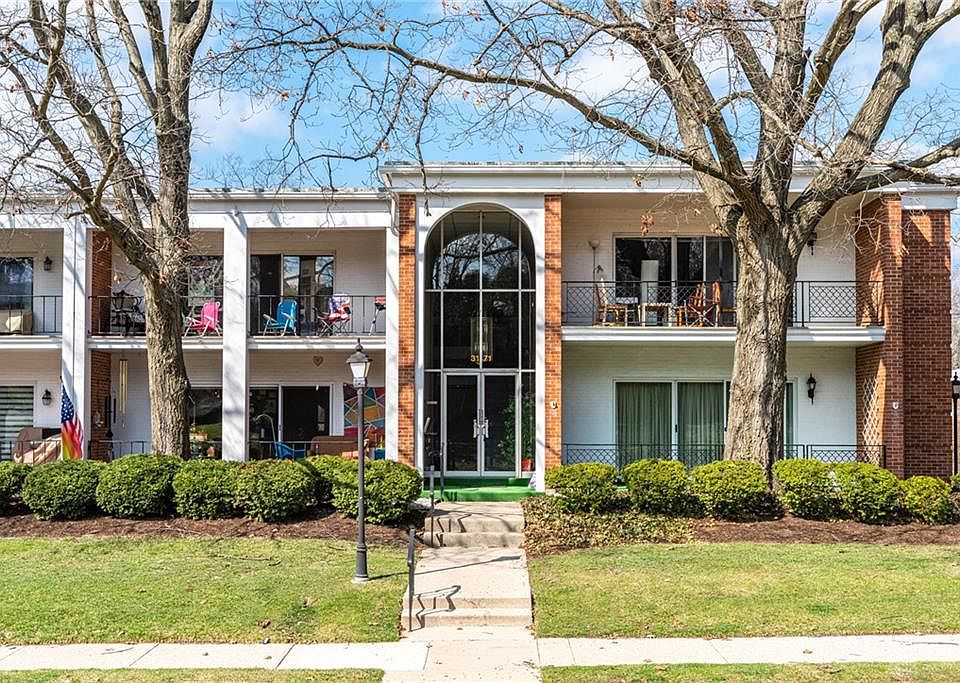 1st image of 3171 Southdale Dr #9