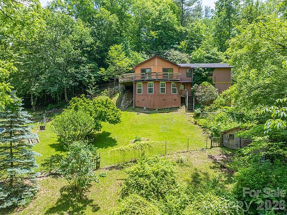 2nd image of 295 Richmond Rd
