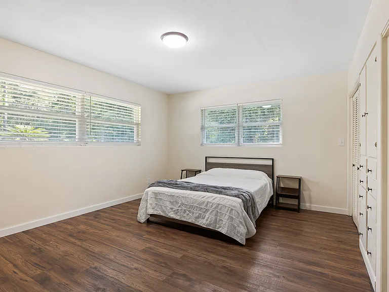 1524 SW 37th Ave — Photo 23