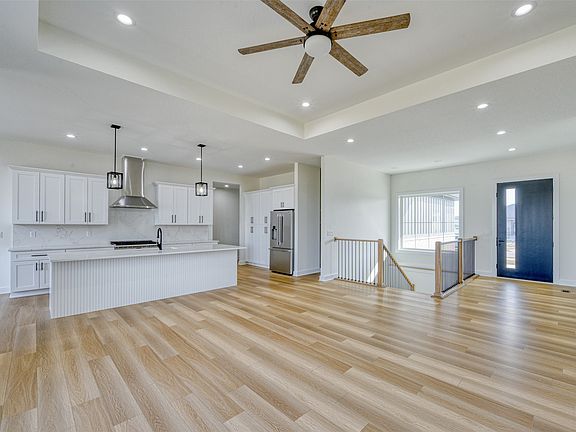 3rd image of 17981 Hammontree Cir