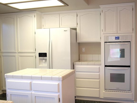 5th image of 761 Petrig St