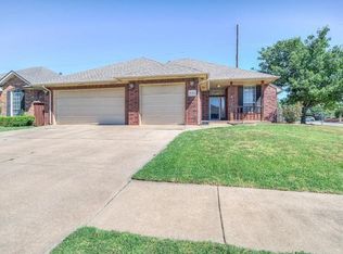 8401 NW 77th St, Oklahoma City, OK 73132