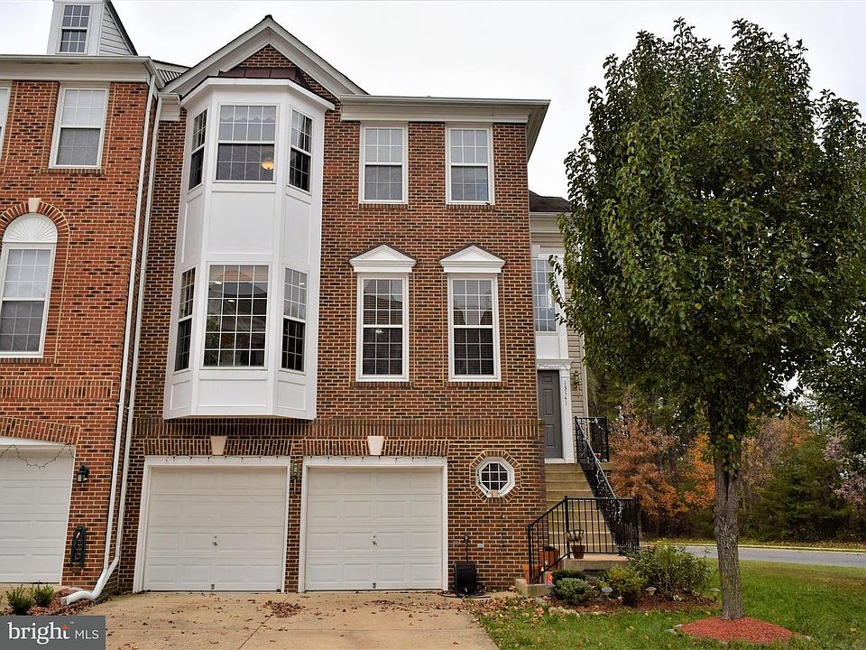 1st image of 13141 Rose Petal Cir