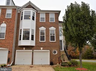 13141 Rose Petal Cir, Herndon, VA 20171
