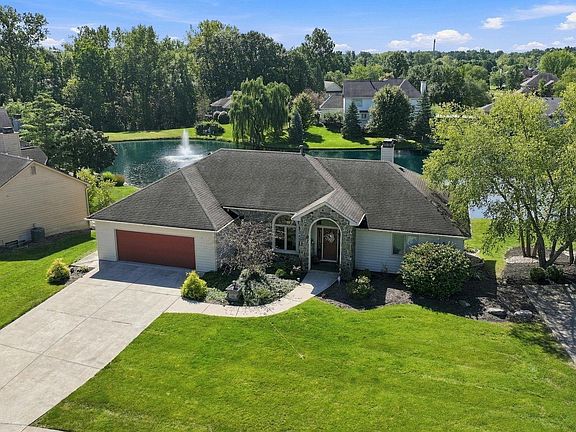 4th image of 910 Calverton Ct