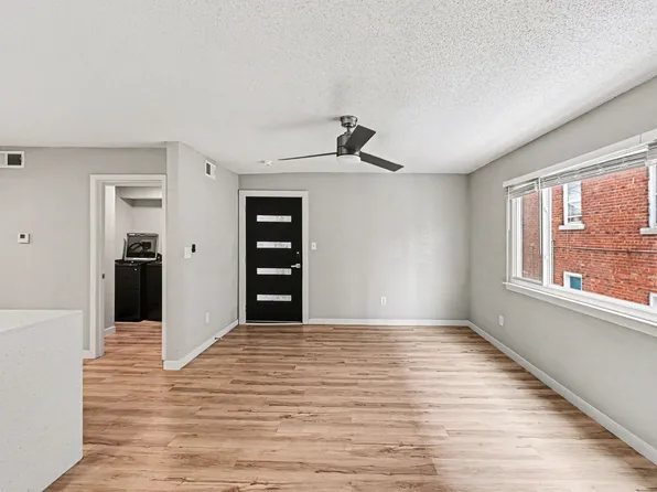 3921 Wyandotte, 3921 Wyandotte St, Kansas City, MO 64111