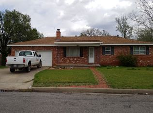 1810 Williston St, Pampa, TX 79065