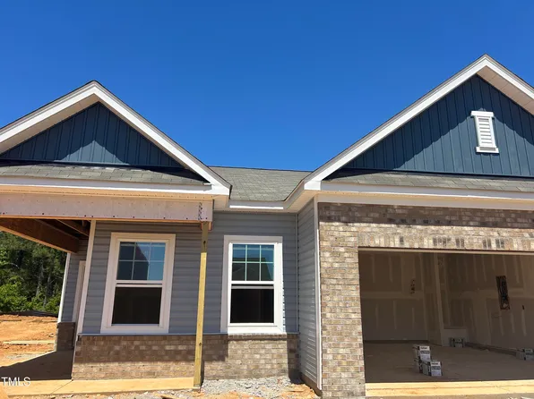 136 N Keatts Winner Ct, Clayton, NC 27520