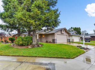 293 E Indiana St, Woodbridge, CA 95258
