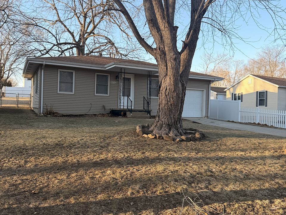 1st image of 14517 N Edgewater Dr