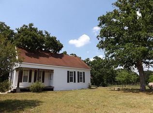 1376 Happy Hollow Rd, Brenham, TX 77833