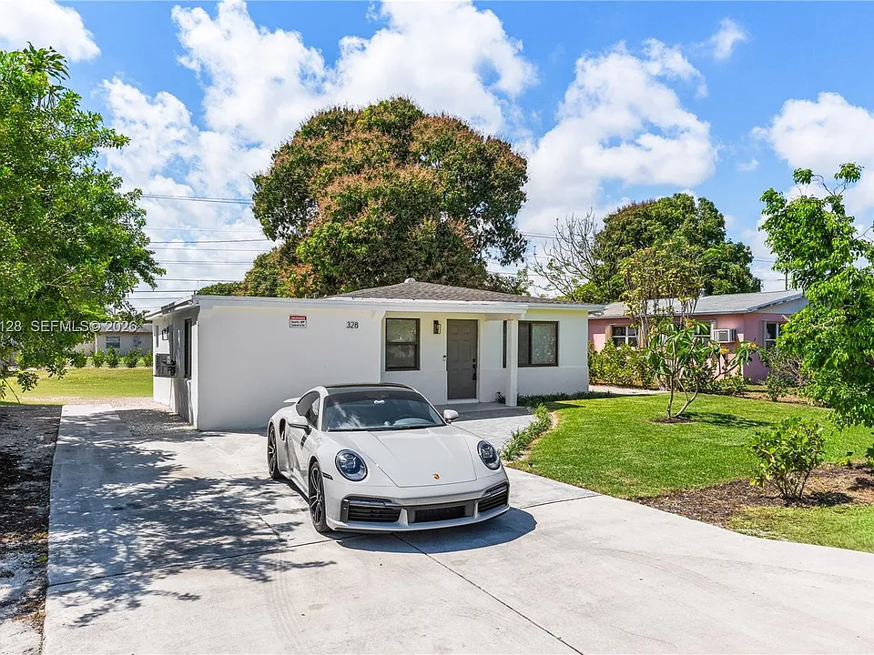 328 SW 11th Ave