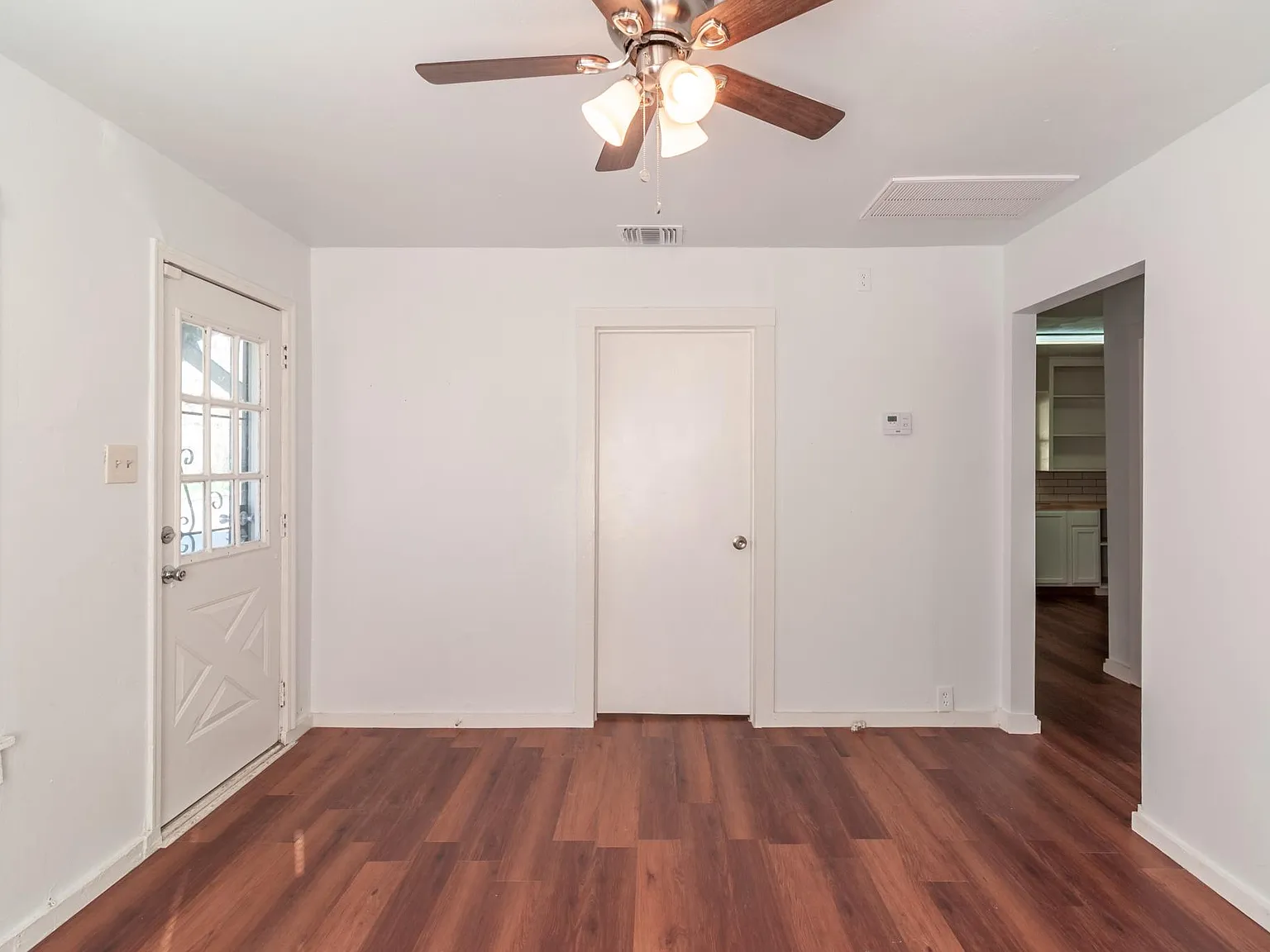 2 bed, 640 sqft, $1,145 — Photo 4