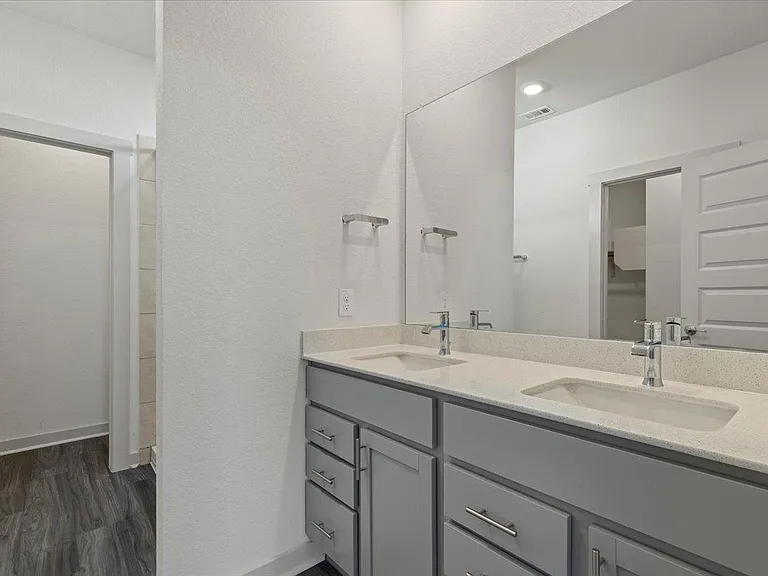 7704 Jacobean Way — Photo 15