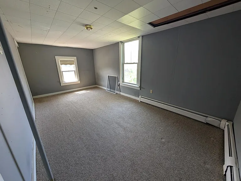 59 Oak St — Photo 10