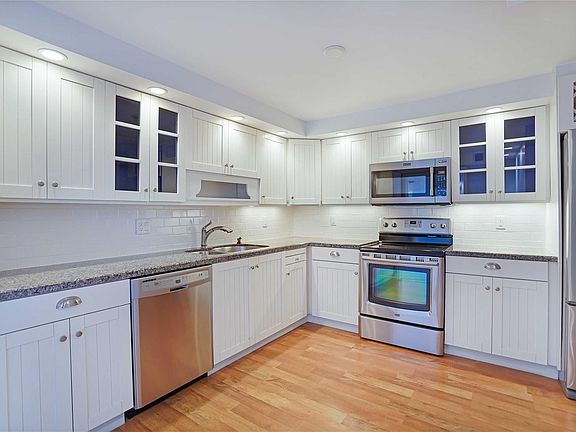 4th image of 3500 Galt Ocean Drive #1616