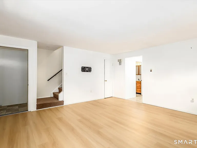 51 Rice Ln — Photo 12