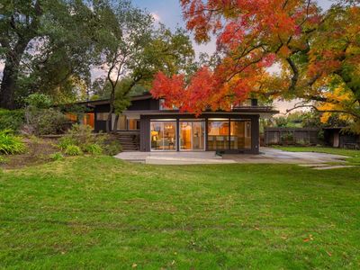 3120 Edgehill Ln, Carmichael, CA, 95608