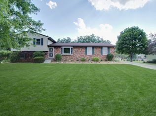 10621 Newbury Ave NW, Uniontown, OH 44685